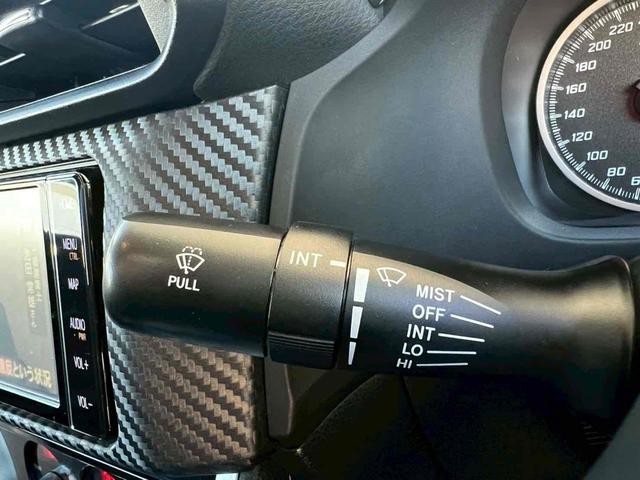 86 GT 純正ナビ/フルセグTV/Bluetooth/バックカメラ/オートライト/マニュアル/オートエアコン/プッシュスタート/ETC/純正アルミ/クルーズコントロール/ステアリングスイッチ/フォグ/禁煙車(9枚目)