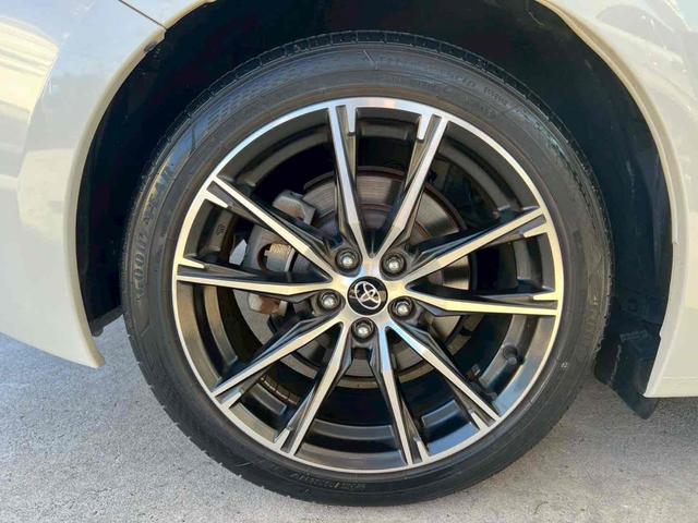 86 GT 純正ナビ/フルセグTV/Bluetooth/バックカメラ/オートライト/マニュアル/オートエアコン/プッシュスタート/ETC/純正アルミ/クルーズコントロール/ステアリングスイッチ/フォグ/禁煙車(21枚目)