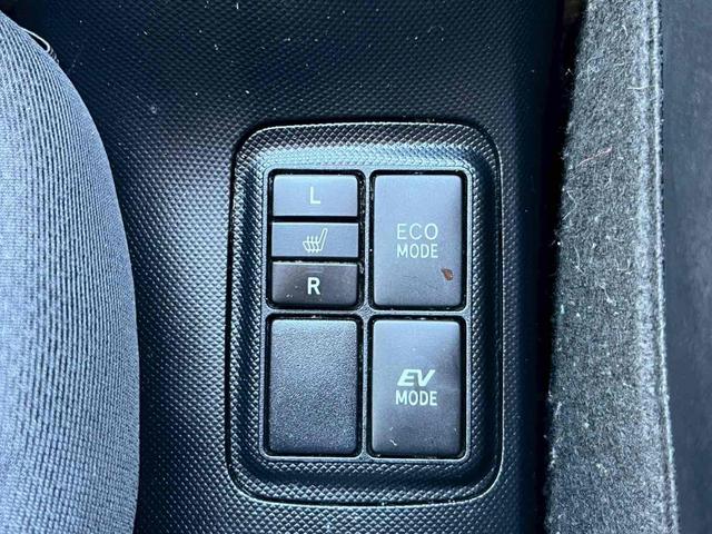 アクア Gブラックソフトレザーセレクション ETC バックカメラ ナビ TV アルミホイール オートライト ヘッドライトウォッシャー スマートキー 電動格納ミラー シートヒーター CVT 盗難防止システム 衝突安全ボディ ABS ESC(16枚目)