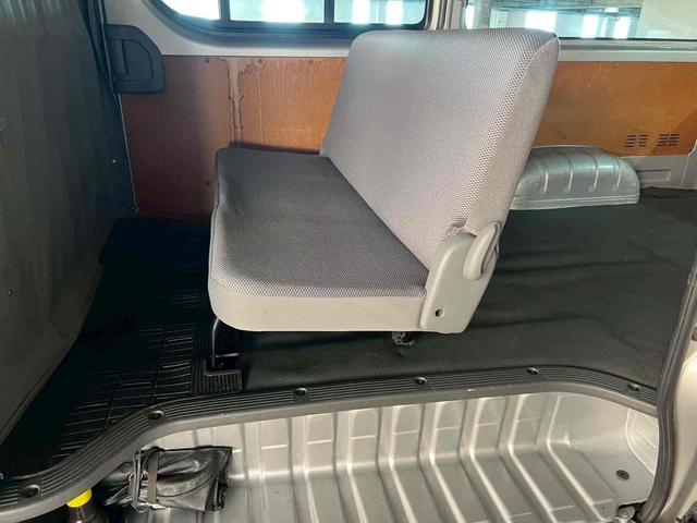 ハイエースバン ロングDX 両側スライドドア AT エアコン パワーウィンドウ 運転席エアバッグ パワーステアリング エアバッグ ラジオ フェンダーミラー(7枚目)