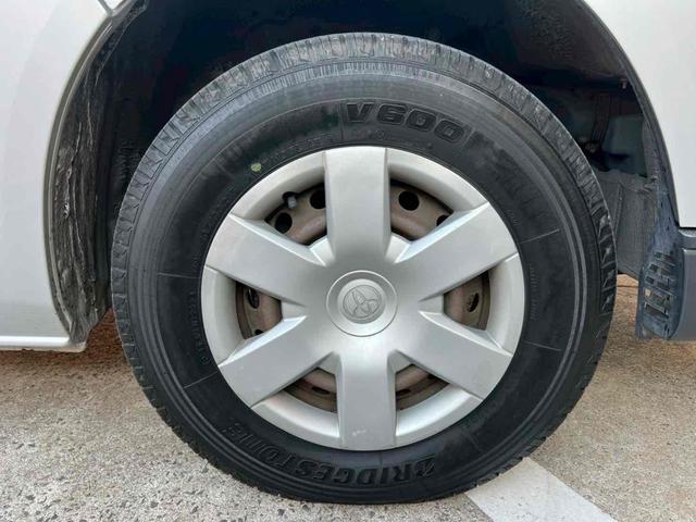 ハイエースバン ロングDX 両側スライドドア AT エアコン パワーウィンドウ 運転席エアバッグ パワーステアリング エアバッグ ラジオ フェンダーミラー(26枚目)