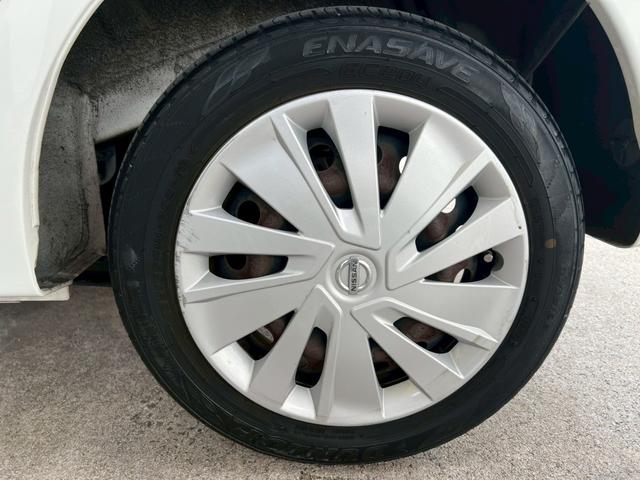 デイズ Ｊ　社外ナビ　地デジ対応ＴＶ　衝突被害軽減システム　キーレスエントリー　電動格納ミラー　ベンチシート　ＣＶＴ　ＡＢＳ　ＥＳＣ　ＣＤ　ＵＳＢ　衝突安全ボディ　エアコン　パワーステアリング　パワーウィンドウ（22枚目）