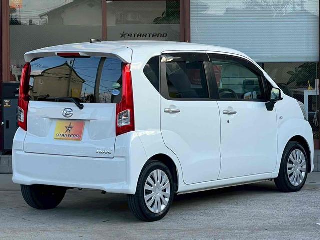 ムーヴ Ｌ　車検令和９年６月　ｃａｒｒｏｚｚｅｒｉａオーディオ　ＣＤ　ラジオ　ＡＵＸ　アイドリングストップ　横滑り防止装置　ヘッドライトレベライザー　ベンチシート　アームレスト　分割倒式リアシート　キーレス　禁煙（2枚目）