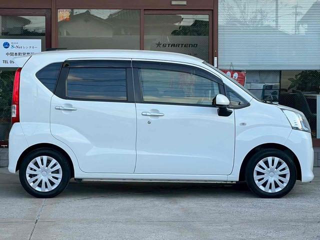 ムーヴ Ｌ　車検令和９年６月　ｃａｒｒｏｚｚｅｒｉａオーディオ　ＣＤ　ラジオ　ＡＵＸ　アイドリングストップ　横滑り防止装置　ヘッドライトレベライザー　ベンチシート　アームレスト　分割倒式リアシート　キーレス　禁煙（4枚目）