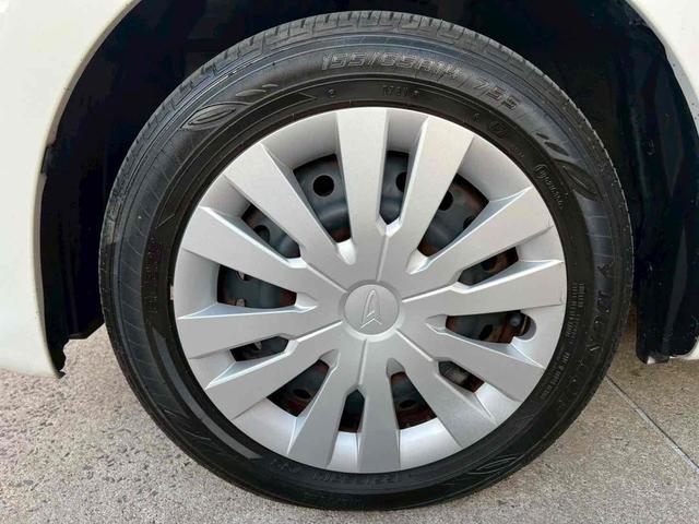 ムーヴ Ｌ　車検令和９年６月　ｃａｒｒｏｚｚｅｒｉａオーディオ　ＣＤ　ラジオ　ＡＵＸ　アイドリングストップ　横滑り防止装置　ヘッドライトレベライザー　ベンチシート　アームレスト　分割倒式リアシート　キーレス　禁煙（22枚目）