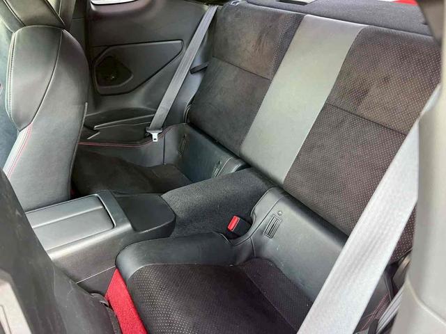 GR86 RZ 専用リアスポイラー/車高調/ETC/バックカメラ/ナビ/TV/オートクルーズコントロール/MT/オートライト/LEDヘッドランプ/スマートキー/シートヒーター/アルミホイール/盗難防止/衝突安全ボディ(10枚目)
