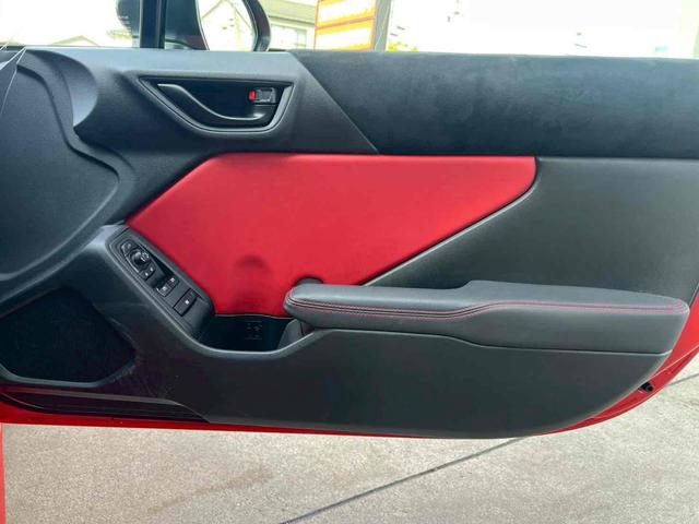 GR86 RZ 専用リアスポイラー/車高調/ETC/バックカメラ/ナビ/TV/オートクルーズコントロール/MT/オートライト/LEDヘッドランプ/スマートキー/シートヒーター/アルミホイール/盗難防止/衝突安全ボディ(25枚目)