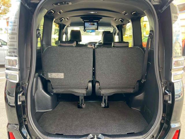 ヴォクシー ＺＳ　煌ＩＩ　純正１０インチナビ／純正１２．１インチフリップダウン／デジタルインターミラー／レザーシートカバー／フルセグＴＶ／Ｂｌｕｅｔｏｏｔｈ／バックモニター／両側電動スライドドア／禁煙車／ワンオーナ－（30枚目）