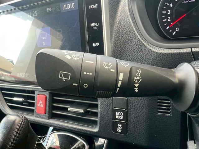 ヴォクシー ＺＳ　煌ＩＩ　純正１０インチナビ／純正１２．１インチフリップダウン／デジタルインターミラー／レザーシートカバー／フルセグＴＶ／Ｂｌｕｅｔｏｏｔｈ／バックモニター／両側電動スライドドア／禁煙車／ワンオーナ－（32枚目）