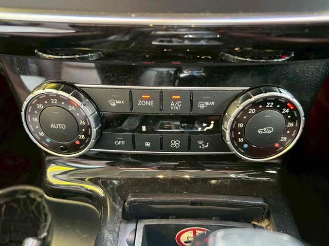 Gクラス G350d ラグジュアリーP/純正ナビ/バックモニター/フルセグTV/ハーマンカードン/サンルーフ/ブラインドスポットモニター/茶革/ETC/パワーシート/シートヒーター/クリアランスソナー/クルコン/禁煙(11枚目)