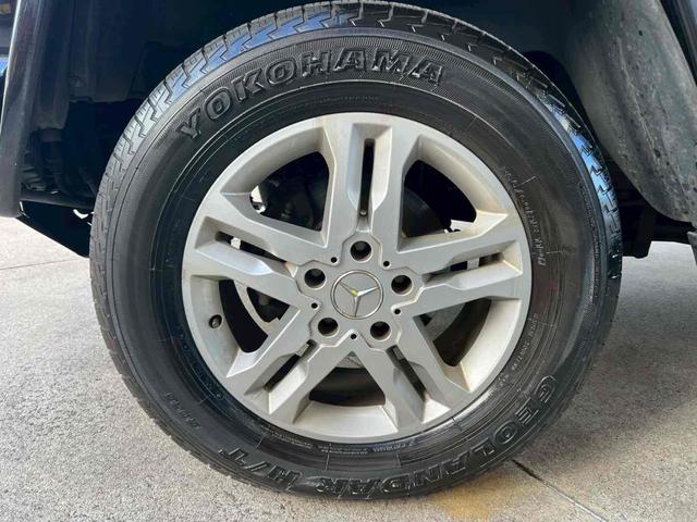 Gクラス G350d ラグジュアリーP/純正ナビ/バックモニター/フルセグTV/ハーマンカードン/サンルーフ/ブラインドスポットモニター/茶革/ETC/パワーシート/シートヒーター/クリアランスソナー/クルコン/禁煙(28枚目)