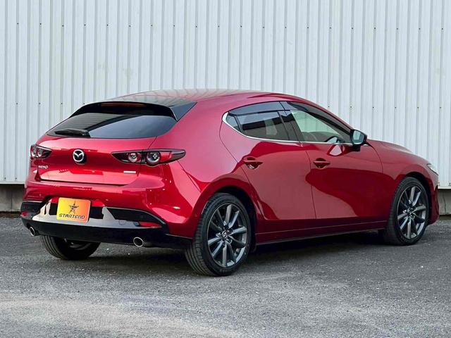 MAZDA3ファストバック 20Sプロアクティブ ツーリングセレクション 360度セーフティパッケージ/8.8インチセンターディスプレイ/ドラレコ/フルセグTV/CD/DVD/ステアリングヒーター/18インチ10本スポークグレー塗装アルミ/パワーシート/シートヒーター/禁煙(4枚目)