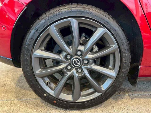 MAZDA3ファストバック 20Sプロアクティブ ツーリングセレクション 360度セーフティパッケージ/8.8インチセンターディスプレイ/ドラレコ/フルセグTV/CD/DVD/ステアリングヒーター/18インチ10本スポークグレー塗装アルミ/パワーシート/シートヒーター/禁煙(30枚目)