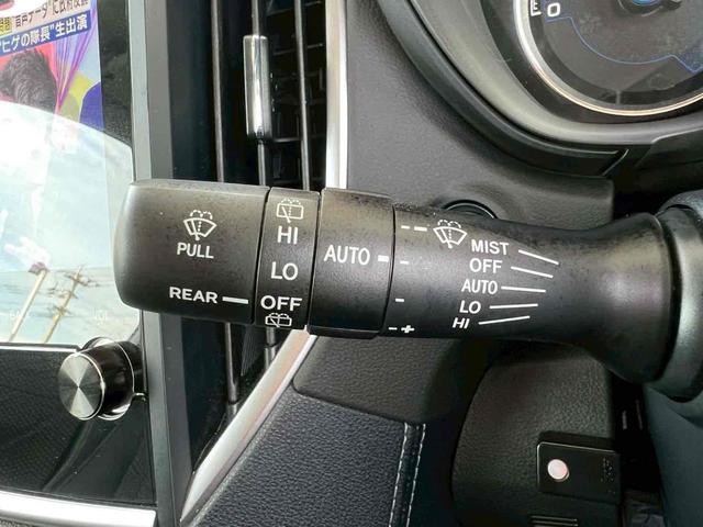 フォレスター アーバンセレクション　フリップダウンモニター／デジタルインナーミラー／フルセグＴＶ／マルチファンクションディスプレイ／ドライバーモニタリング／サイドビュー／パワーバックドア／１８インチダークメタリック塗装アルミ／禁煙（19枚目）