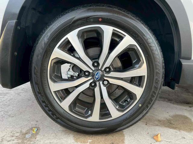 フォレスター アーバンセレクション　フリップダウンモニター／デジタルインナーミラー／フルセグＴＶ／マルチファンクションディスプレイ／ドライバーモニタリング／サイドビュー／パワーバックドア／１８インチダークメタリック塗装アルミ／禁煙（38枚目）