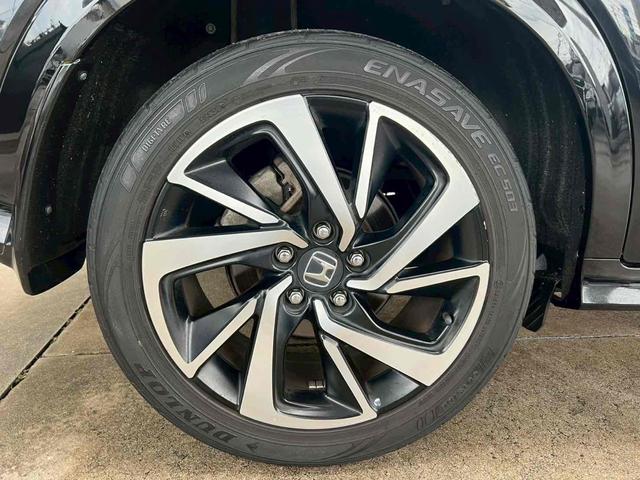 ヴェゼル ハイブリッドRS・ホンダセンシング 車検令和9年9月/純正8インチナビ/バックカメラ/フルセグTV/電動パーキングブレーキ/オートブレーキホールド/クルーズコントロール/パドルシフト/ステアリングスイッチ/純正18インチアルミ/禁煙(31枚目)