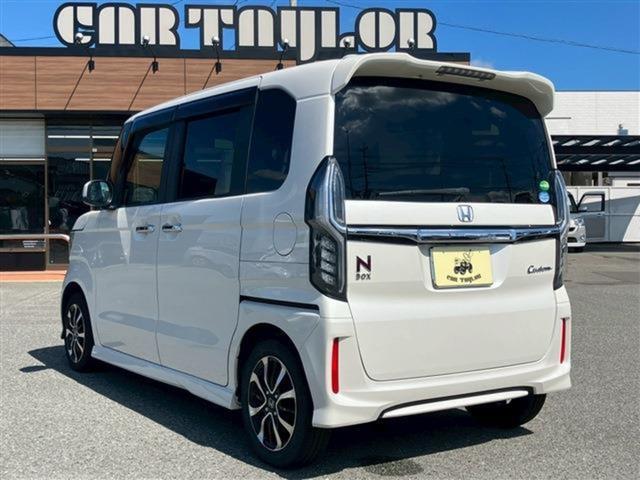 Ｎ－ＢＯＸカスタム Ｇ・Ｌ　両側パワースライド　社外ナビ　バックカメラ　チップアップ＆ダイブダウン機能付きスライドリヤシート　３６０°スーパーＵＶ・ＩＲカットパッケージ　プラズマクラスター（7枚目）
