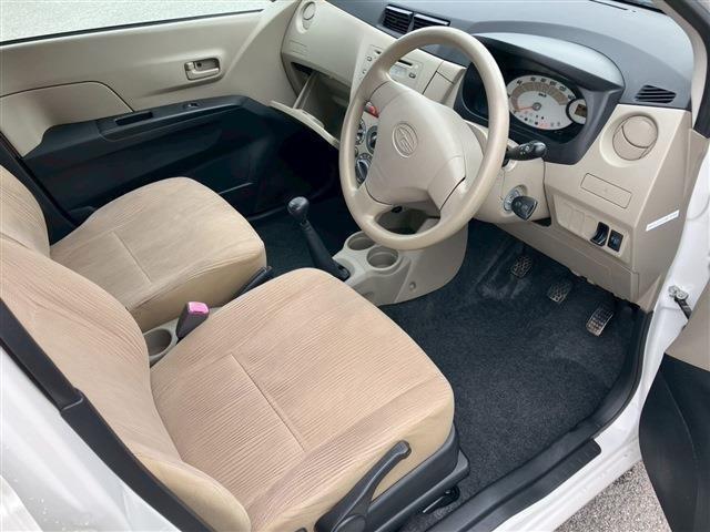 プレオ Ｆ　５速ミッション　パールホワイト　ＣＤ（19枚目）