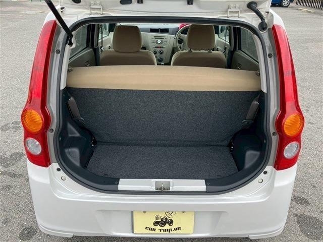 プレオ Ｆ　５速ミッション　パールホワイト　ＣＤ（22枚目）