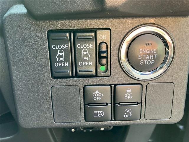 ピクシスメガ 　ディーラーＳＤナビＴＶ　ドライブレコーダー　バックカメラ　ＥＴＣ　スマートアシスト付き　シートリフター　ＬＥＤヘッドライト　プッシュスタート　両側パワースライドドア（4枚目）