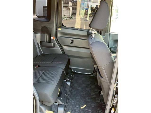 ピクシスメガ 　ディーラーＳＤナビＴＶ　ドライブレコーダー　バックカメラ　ＥＴＣ　スマートアシスト付き　シートリフター　ＬＥＤヘッドライト　プッシュスタート　両側パワースライドドア（25枚目）