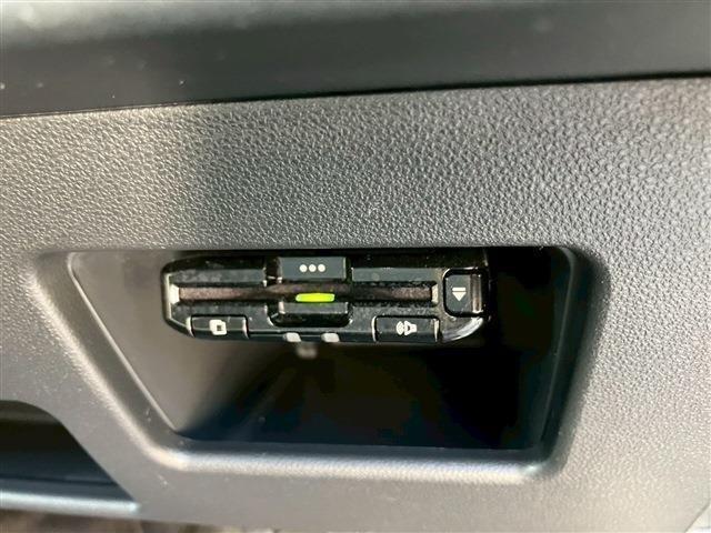 ピクシスメガ 　ディーラーＳＤナビＴＶ　ドライブレコーダー　バックカメラ　ＥＴＣ　スマートアシスト付き　シートリフター　ＬＥＤヘッドライト　プッシュスタート　両側パワースライドドア（34枚目）