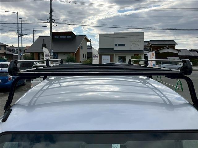 サンバーバン 　社外ナビＴＶ　バックカメラ　ＥＴＣ　ドライブレコーダー　社外ホイール　ルーフキャリア（9枚目）