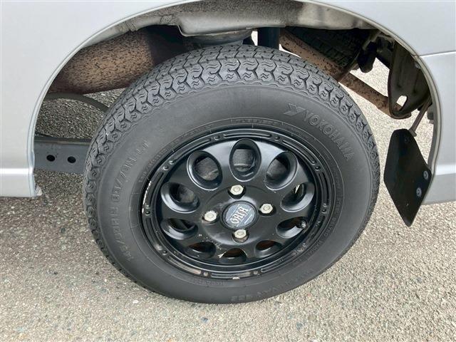 サンバーバン 　社外ナビＴＶ　バックカメラ　ＥＴＣ　ドライブレコーダー　社外ホイール　ルーフキャリア（18枚目）