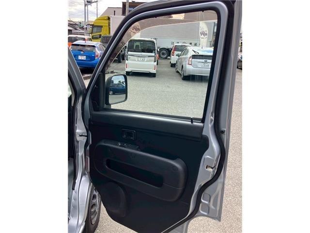 サンバーバン 　社外ナビＴＶ　バックカメラ　ＥＴＣ　ドライブレコーダー　社外ホイール　ルーフキャリア（28枚目）