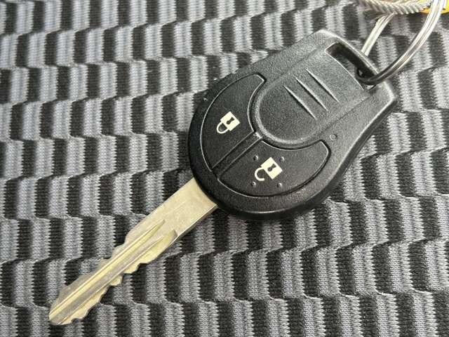 マーチ Ｓ　純正７インチナビ、フルセグＴＶ、ＣＤ／ＳＤ、キーレス、電動格納ミラー、禁煙車（30枚目）