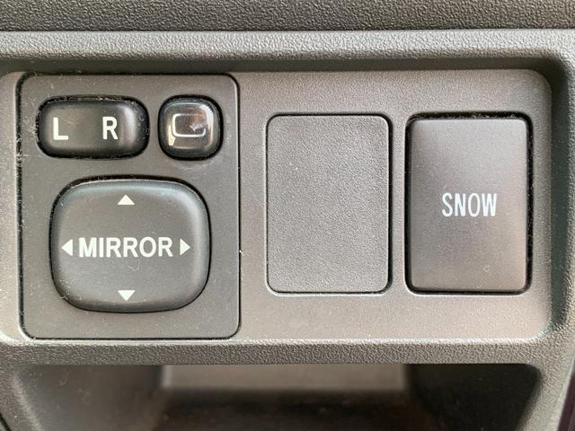 シエンタ ＤＩＣＥ　ナビ　ＴＶ　両側スライドドア　ＨＩＤ　キーレスエントリー　電動格納ミラー　３列シート　ＣＶＴ　衝突安全ボディ　ＡＢＳ　エアコン　パワーステアリング　パワーウィンドウ（19枚目）