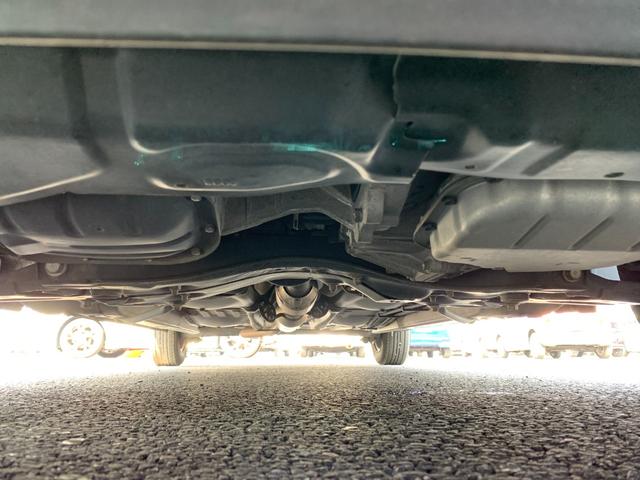 シエンタ ＤＩＣＥ　ナビ　ＴＶ　両側スライドドア　ＨＩＤ　キーレスエントリー　電動格納ミラー　３列シート　ＣＶＴ　衝突安全ボディ　ＡＢＳ　エアコン　パワーステアリング　パワーウィンドウ（38枚目）