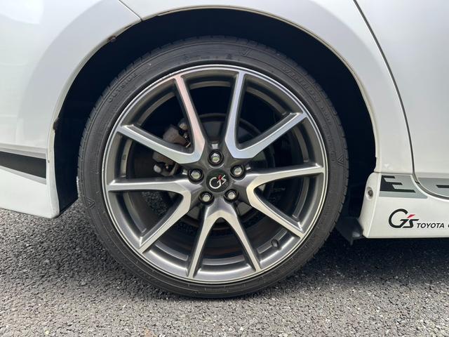 プリウス Ｓツーリングセレクション・Ｇ’ｓ　バックカメラ　アルミホイール　オートライト　ＨＩＤ　ＣＶＴ　スマートキー　電動格納ミラー　盗難防止システム　パワーシート　衝突安全ボディ　ＡＢＳ　エアコン　パワーステアリング　パワーウィンドウ（36枚目）