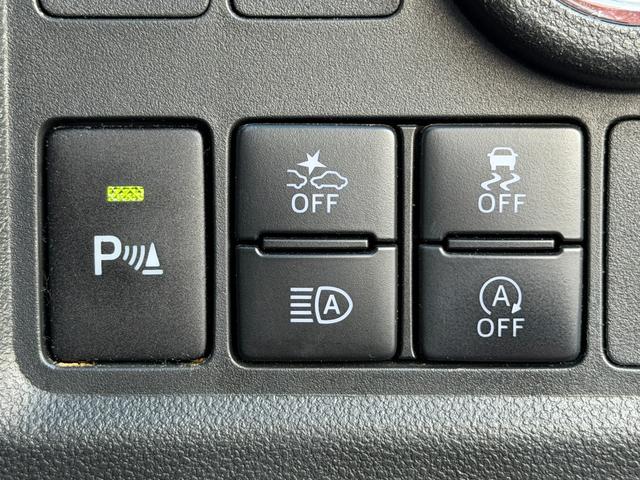 クリアランスソナー付きなので障害物をセンサーで感知し、ドライバーに衝突の危険を知らせてくれます☆