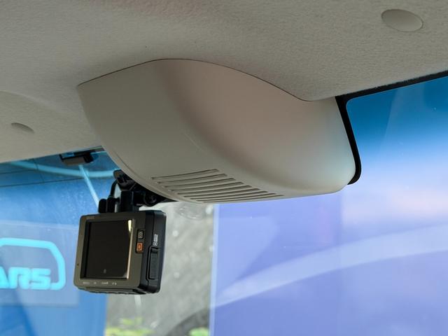 Ｎ－ＢＯＸ Ｇ・Ｌホンダセンシング　ドライブレコーダー　ＥＴＣ　バックカメラ　両側スライド・片側電動　ナビ　ＴＶ　オートクルーズコントロール　レーンアシスト　衝突被害軽減システム　ＬＥＤヘッドランプ　スマートキー　アイドリングストップ（11枚目）