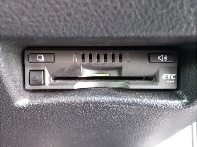 シエンタ ハイブリッドG クエロ ドライブレコーダー ETC バックカメラ ナビ TV レーンアシスト 衝突被害軽減システム 両側電動スライドドア オートマチックハイビーム オートライト LEDヘッドランプ スマートキー(7枚目)