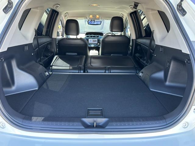 シートを倒して収納力アップ！旅行やレジャーにも◎