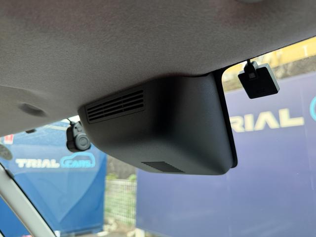 トール カスタムＧ　ターボ　純正フルセグナビＥＴＣパノラマモニター両側電動パワースライドドアモデリスタエアロクルーズコントロールロッドホルダー禁煙車スマートキー×２（30枚目）