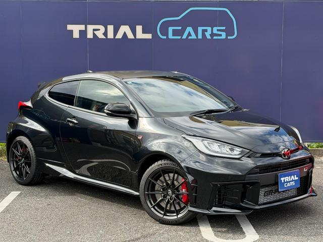 GRヤリス RZ ハイパフォーマンス 1.6 RZ ハイパフォーマンス 4WD LED BSM ETC2.0 ドラレコ ディスプレイオーディオ JBL カーボンルーフマーブル型 BBS製18インチAW(3枚目)