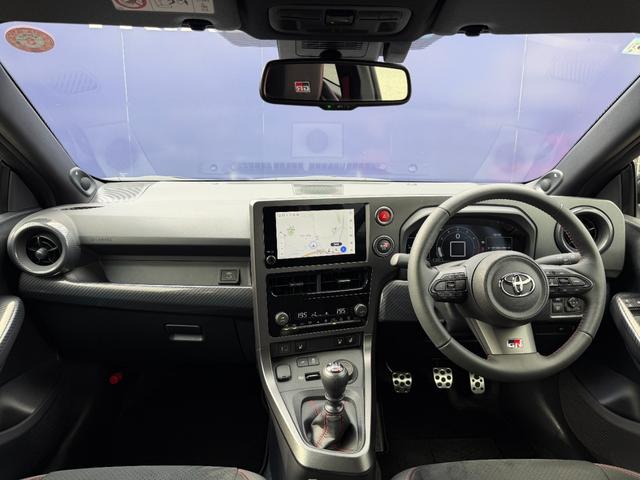 GRヤリス RZ ハイパフォーマンス 1.6 RZ ハイパフォーマンス 4WD LED BSM ETC2.0 ドラレコ ディスプレイオーディオ JBL カーボンルーフマーブル型 BBS製18インチAW(9枚目)