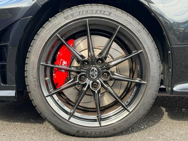 GRヤリス RZ ハイパフォーマンス 1.6 RZ ハイパフォーマンス 4WD LED BSM ETC2.0 ドラレコ ディスプレイオーディオ JBL カーボンルーフマーブル型 BBS製18インチAW(45枚目)