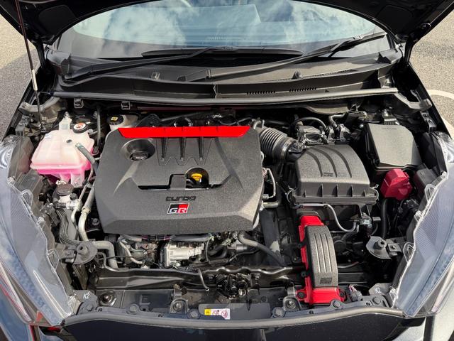 GRヤリス RZ ハイパフォーマンス 1.6 RZ ハイパフォーマンス 4WD LED BSM ETC2.0 ドラレコ ディスプレイオーディオ JBL カーボンルーフマーブル型 BBS製18インチAW(46枚目)