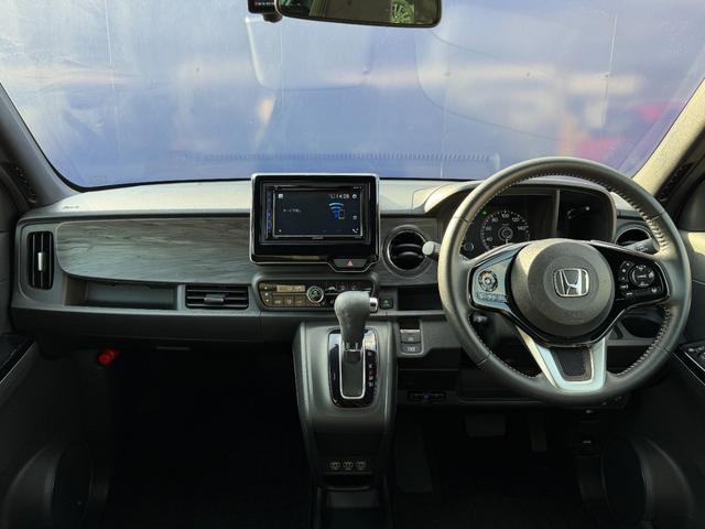 Ｎ－ＯＮＥ 　ディスプレイオーディオ　ＥＴＣ　バックカメラ　Ｆドラレコ　Ｂｌｕｅｔｏｏｔｈ　衝突軽減ブレーキ　シートヒーター　ブレーキホールド　禁煙車　スマートキー（9枚目）