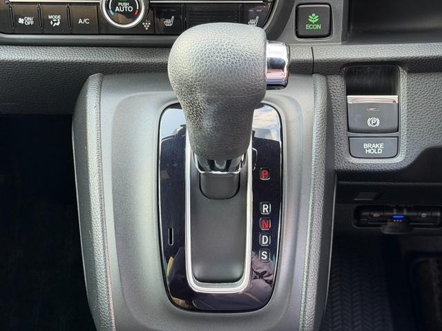 Ｎ－ＯＮＥ 　ディスプレイオーディオ　ＥＴＣ　バックカメラ　Ｆドラレコ　Ｂｌｕｅｔｏｏｔｈ　衝突軽減ブレーキ　シートヒーター　ブレーキホールド　禁煙車　スマートキー（18枚目）