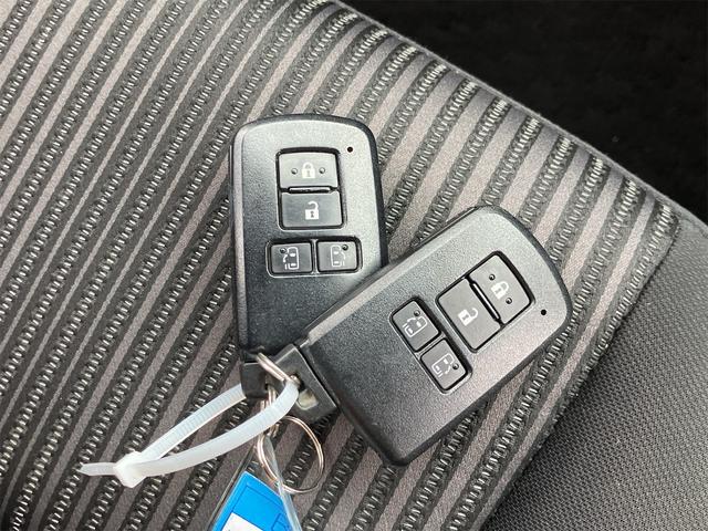 ノア Ｓｉ　車検２年付　リア修復　前後ドライブレコーダー　両側電動スライド　後席モニター　純正ナビ地デジＴＶ　バックカメラ　Ｂｌｕｅｔｏｏｔｈ　スマートキー　ＥＴＣ　ＬＥＤヘッドライト　トヨタセーフティーセンス（17枚目）