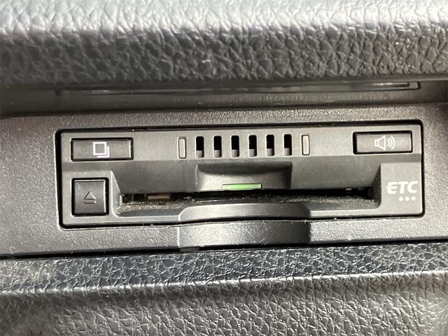 ノア Ｓｉ　車検２年付　リア修復　前後ドライブレコーダー　両側電動スライド　後席モニター　純正ナビ地デジＴＶ　バックカメラ　Ｂｌｕｅｔｏｏｔｈ　スマートキー　ＥＴＣ　ＬＥＤヘッドライト　トヨタセーフティーセンス（19枚目）