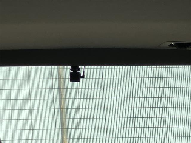 アルファード ２．５Ｓ　Ｃパッケージ　前後ドラレコ　後席モニター　純正ナビ地デジＴＶ　バックカメラ　Ｂｌｕｅｔｏｏｔｈ　革シート　Ｗサンルーフ　両側電動スライド　ＥＴＣ　ＬＥＤヘッドライト　トヨタセーフティーセンス　車検２年付　リア修復（6枚目）