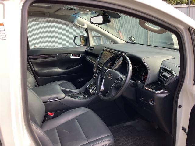 アルファード ２．５Ｓ　Ｃパッケージ　前後ドラレコ　後席モニター　純正ナビ地デジＴＶ　バックカメラ　Ｂｌｕｅｔｏｏｔｈ　革シート　Ｗサンルーフ　両側電動スライド　ＥＴＣ　ＬＥＤヘッドライト　トヨタセーフティーセンス　車検２年付　リア修復（29枚目）