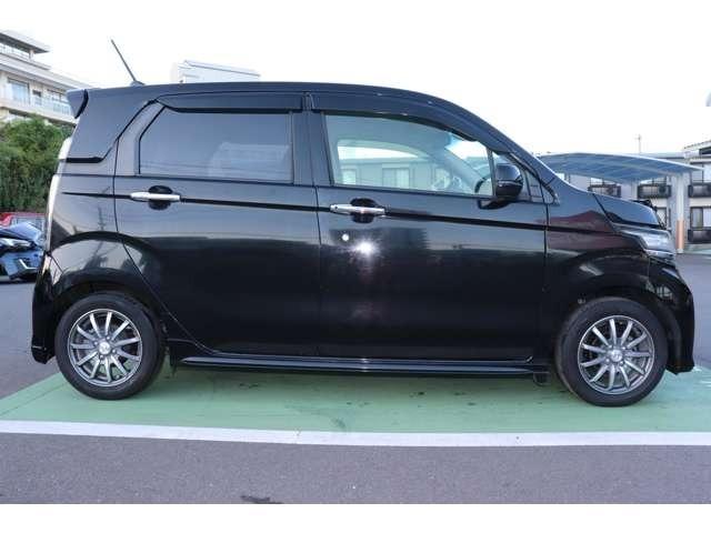 Ｎ－ＷＧＮカスタム Ｇ・Ａパッケージ　純正ナビ地デジＴＶ　バックカメラ　ＥＴＣ　スマートキー　プッシュスターター　ベンチシート　ＨＩＤヘッドライト　純正アルミホイール　衝突軽減ブレーキ　アイドリングストップ　横滑り防止装置（4枚目）