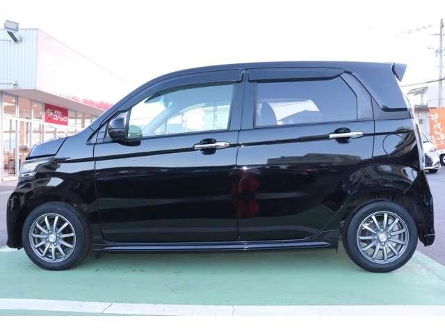 Ｎ－ＷＧＮカスタム Ｇ・Ａパッケージ　純正ナビ地デジＴＶ　バックカメラ　ＥＴＣ　スマートキー　プッシュスターター　ベンチシート　ＨＩＤヘッドライト　純正アルミホイール　衝突軽減ブレーキ　アイドリングストップ　横滑り防止装置（8枚目）